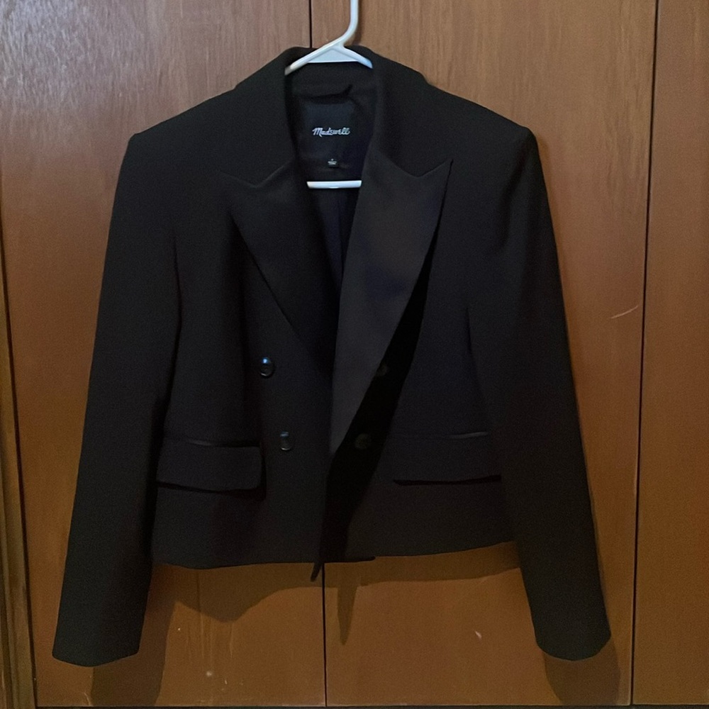 Madewell cropped tuxedo jacket, size 2, barely worn